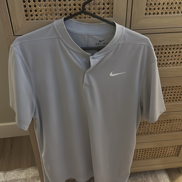 Nike Mock neck Golf shirt - Picture 2 of 5
